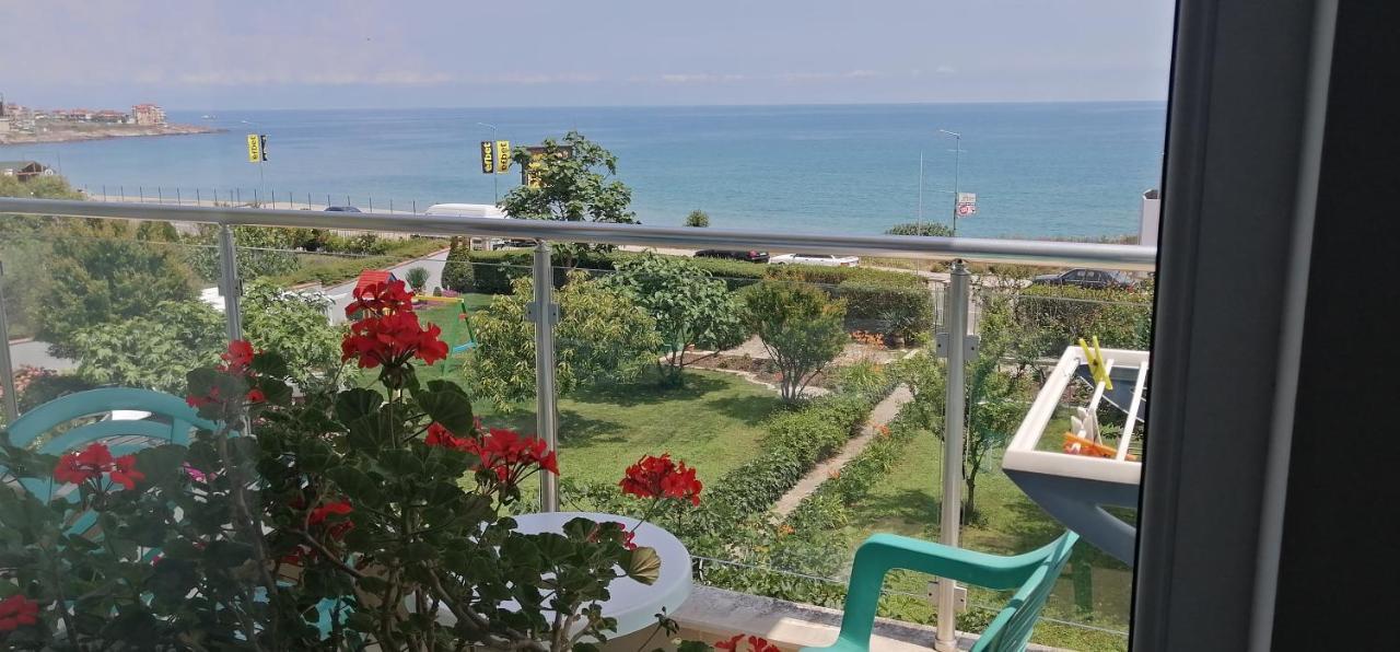 Villa Flaga سوزوبول المظهر الخارجي الصورة